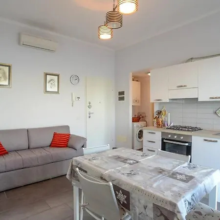 Brezza Marina - Vadoalmare Immobiliare