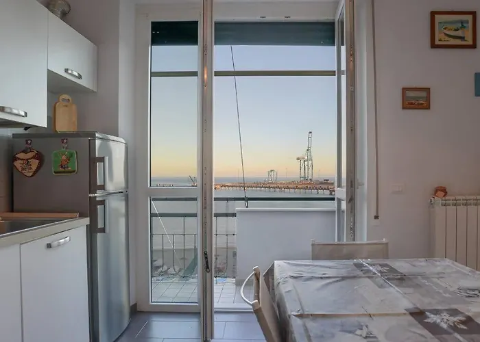 Brezza Marina - Vadoalmare Immobiliare * Vado Ligure